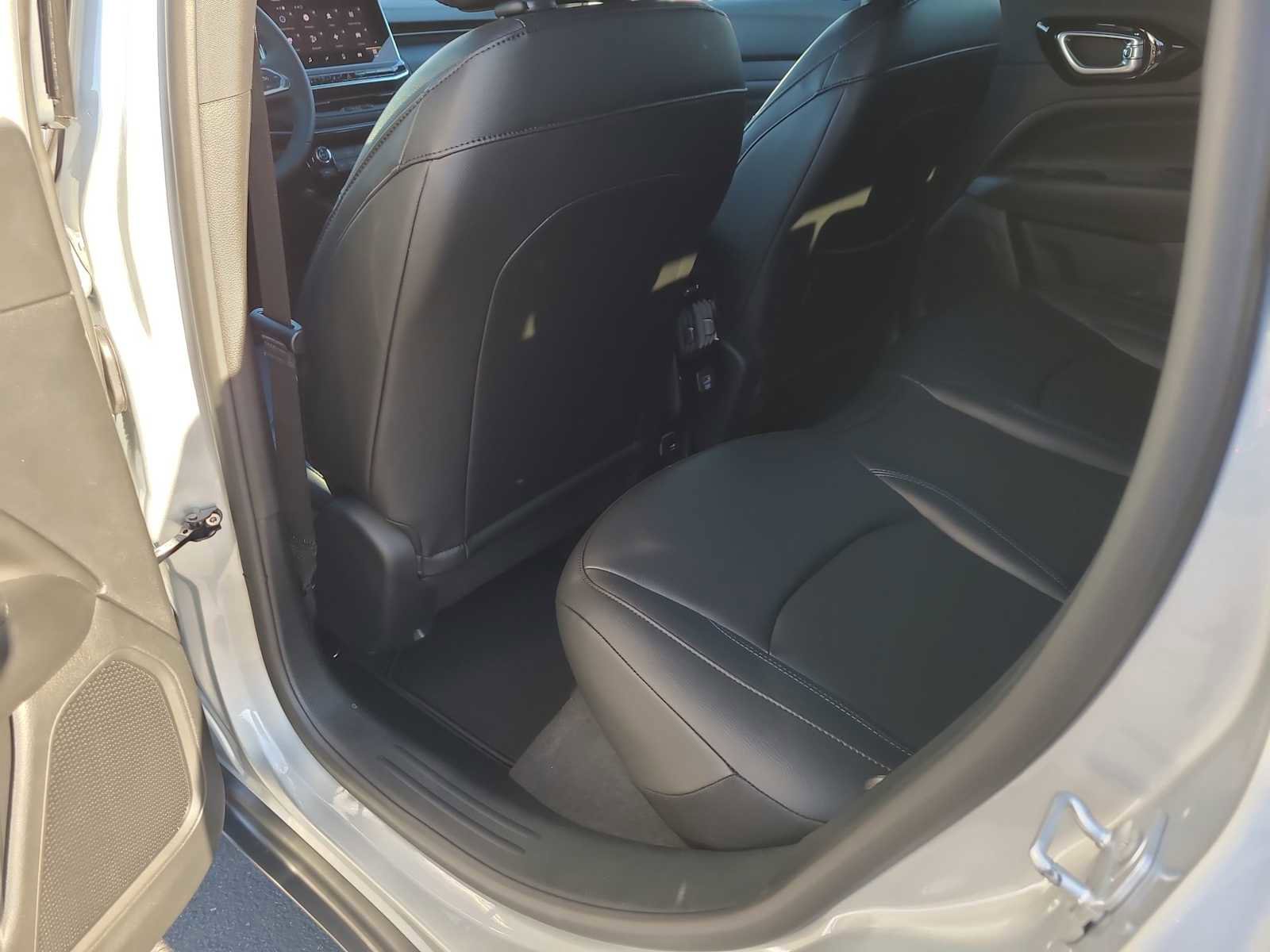 New 2026 Jeep Compass Limited image 20