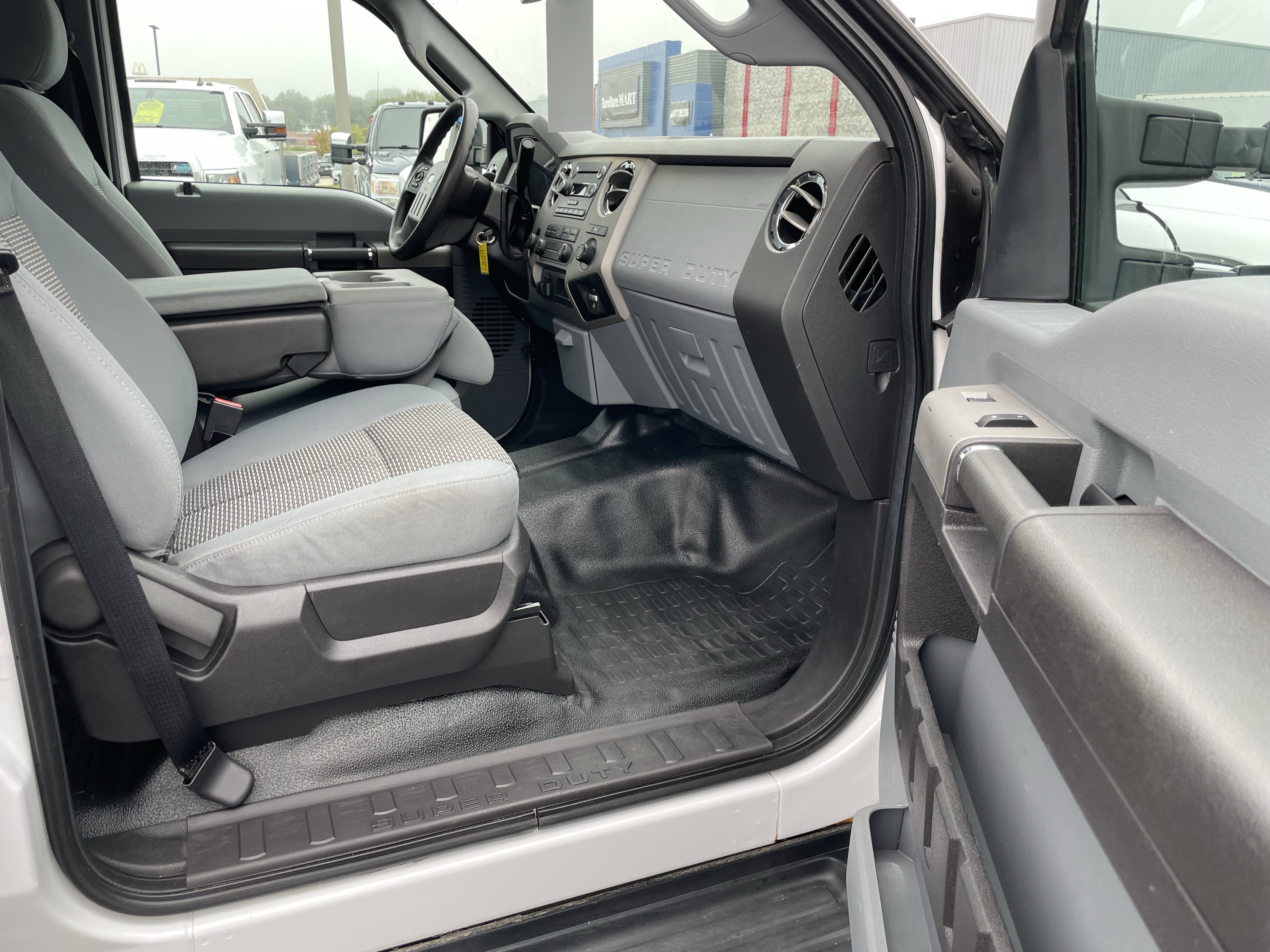 Used 2016 Ford F250 XLT w/ Advanced Security Group image 29