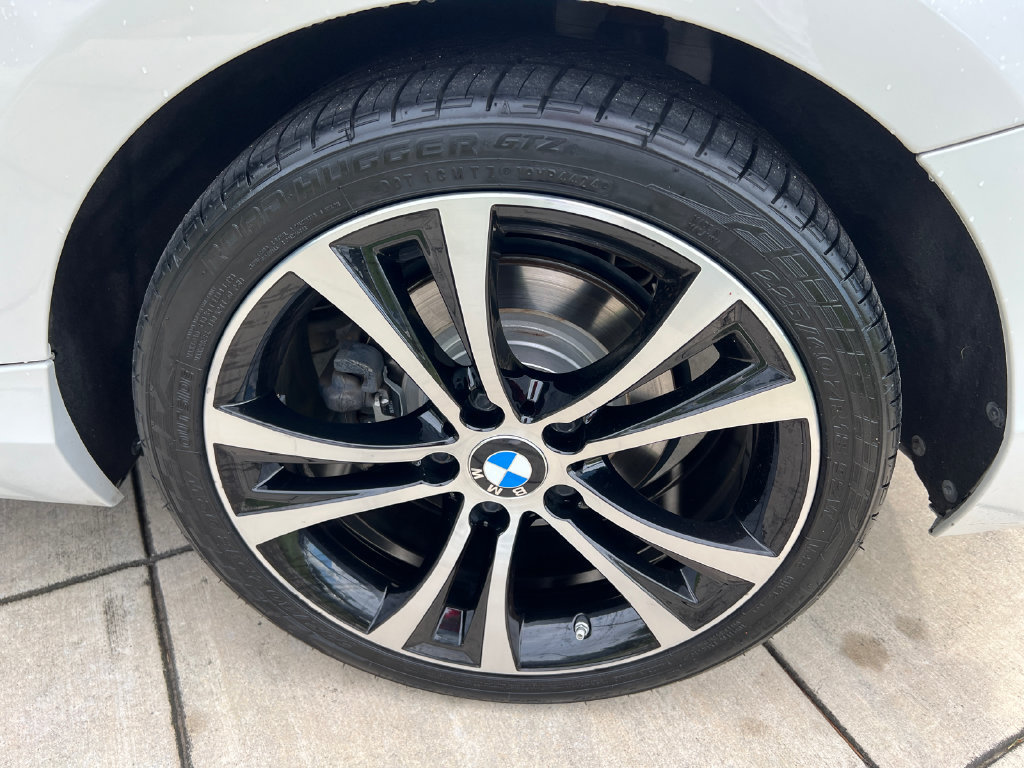 Used 2020 BMW 230i Coupe w/ Convenience Package RWD image 13