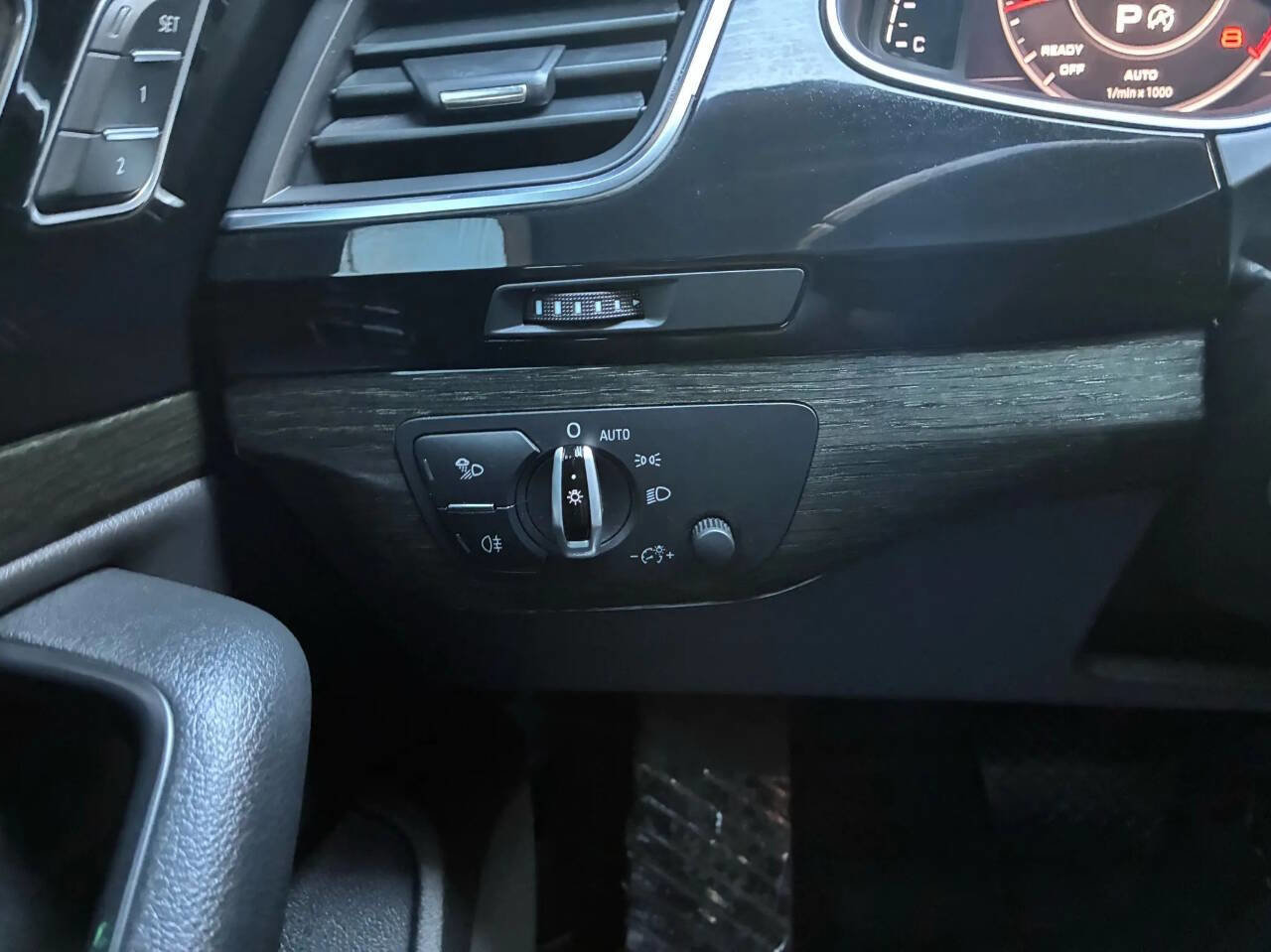 Used 2017 Audi Q7 3.0T Premium Plus image 24