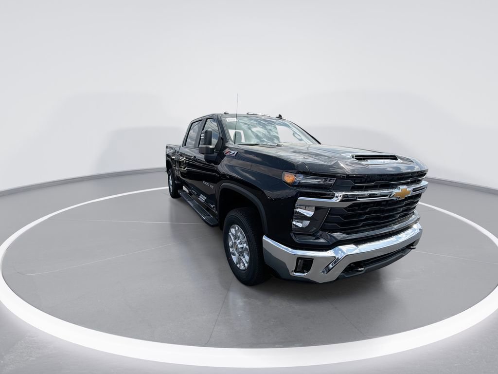 New 2026 Chevrolet Silverado 2500 LT image 2