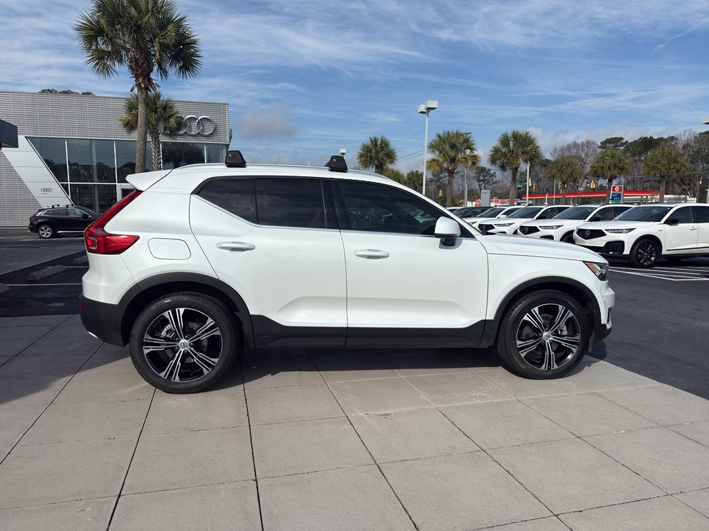 Used 2020 Volvo XC40 T4 Inscription w/ Protection Package Premier image 5