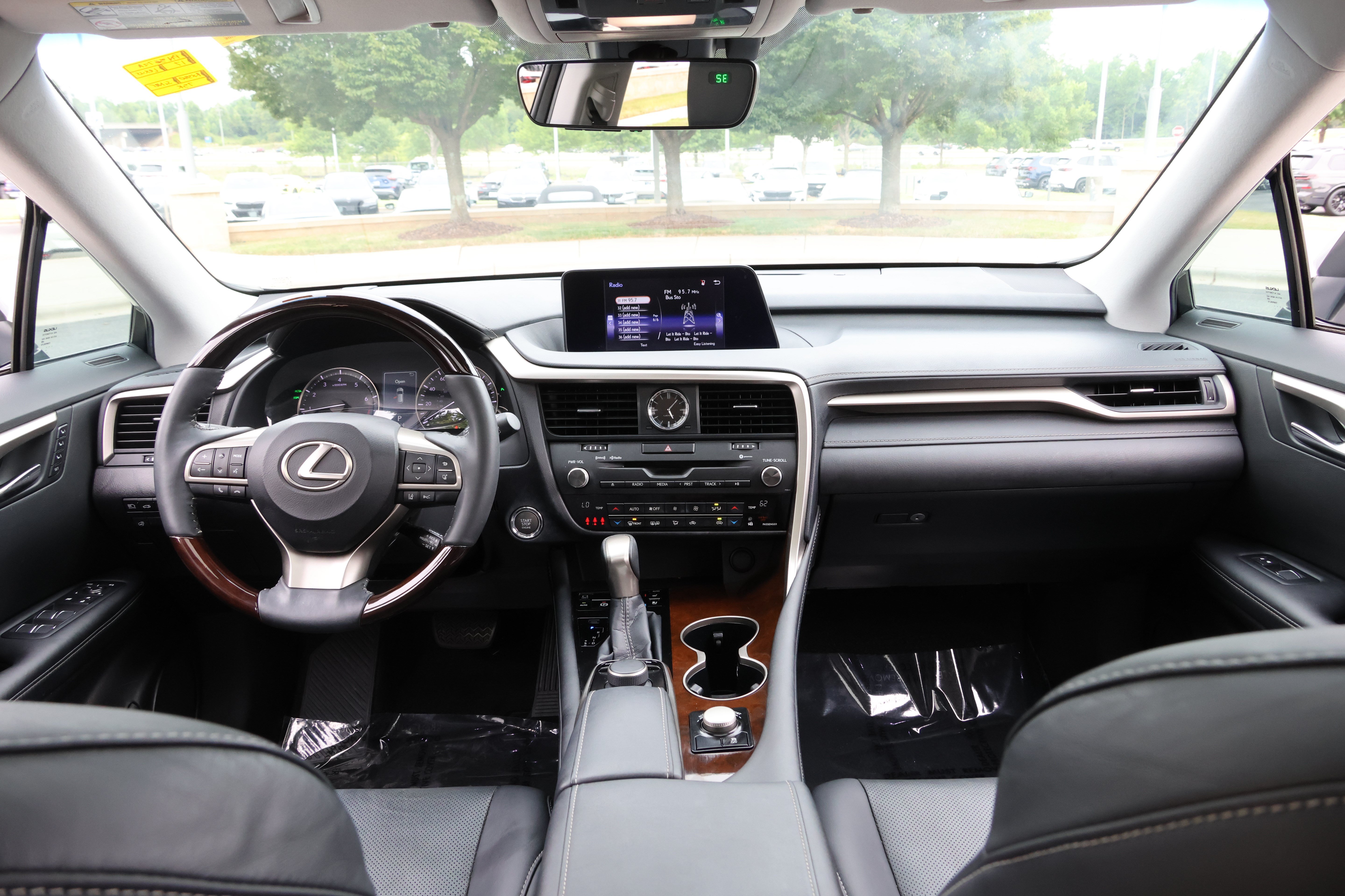 Used 2017 Lexus RX 350 FWD w/ Premium Package image 16