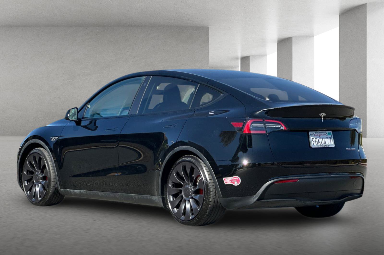 Used 2023 Tesla Model Y Performance AWD/4WD image 6