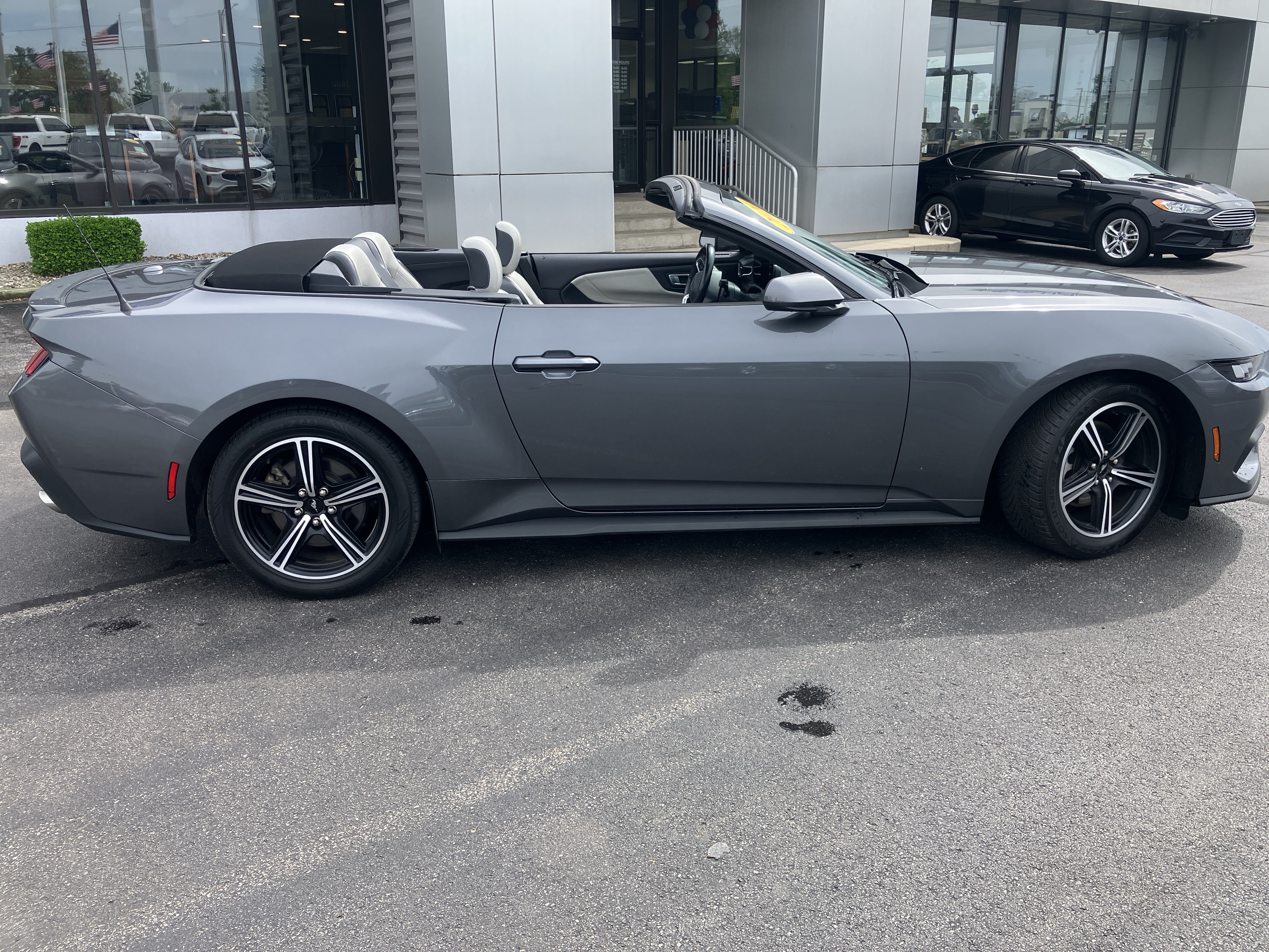 Certified 2024 Ford Mustang Premium RWD image 8