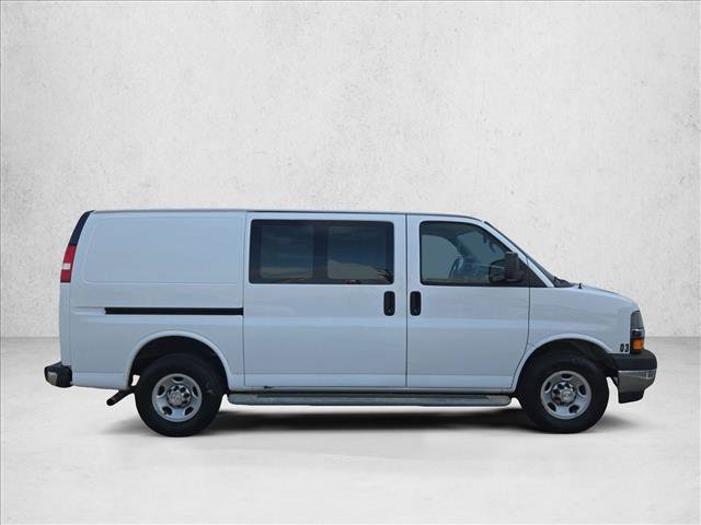 Used 2020 Chevrolet Express 2500 w/ Driver Convenience Package RWD image 4
