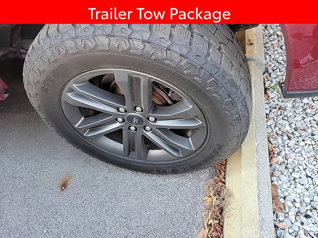 Used 2017 Ford F150 XLT w/ Equipment Group 302A Luxury AWD/4WD image 5