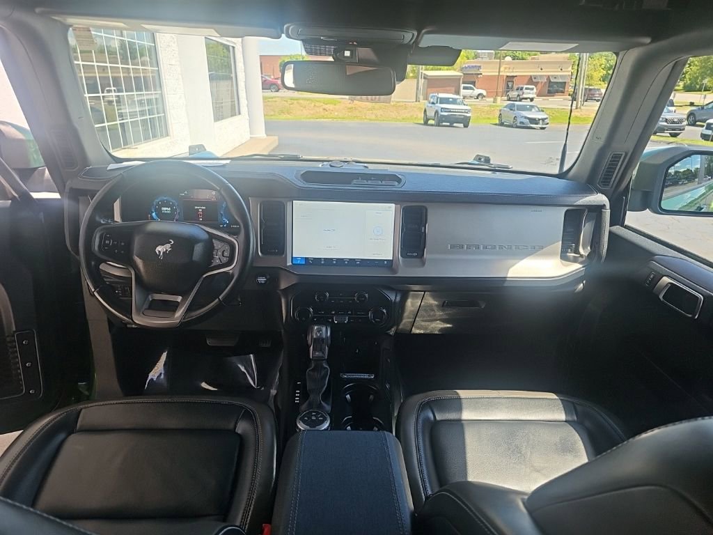 Used 2025 Ford Bronco Outer Banks AWD/4WD image 11