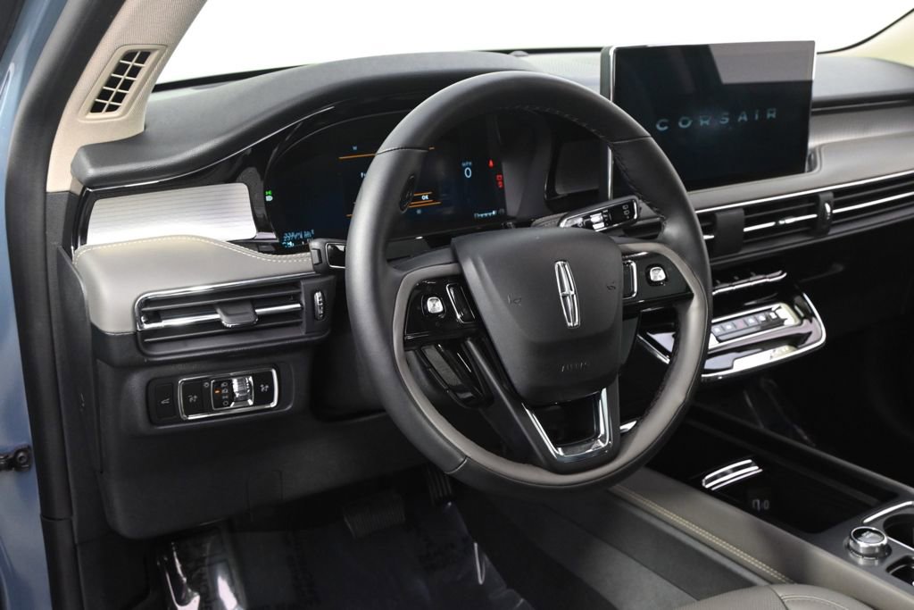New 2026 Lincoln Corsair Premiere image 11