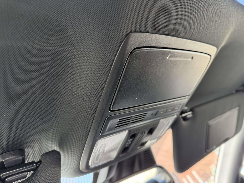 Used 2017 Honda Accord Touring image 26