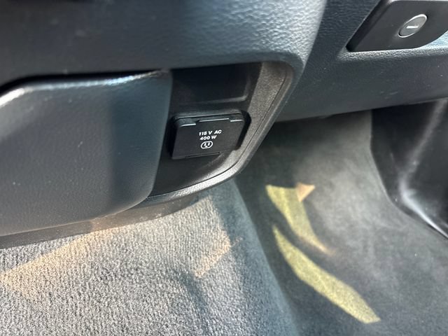 Used 2023 RAM 1500 Laramie AWD/4WD image 25