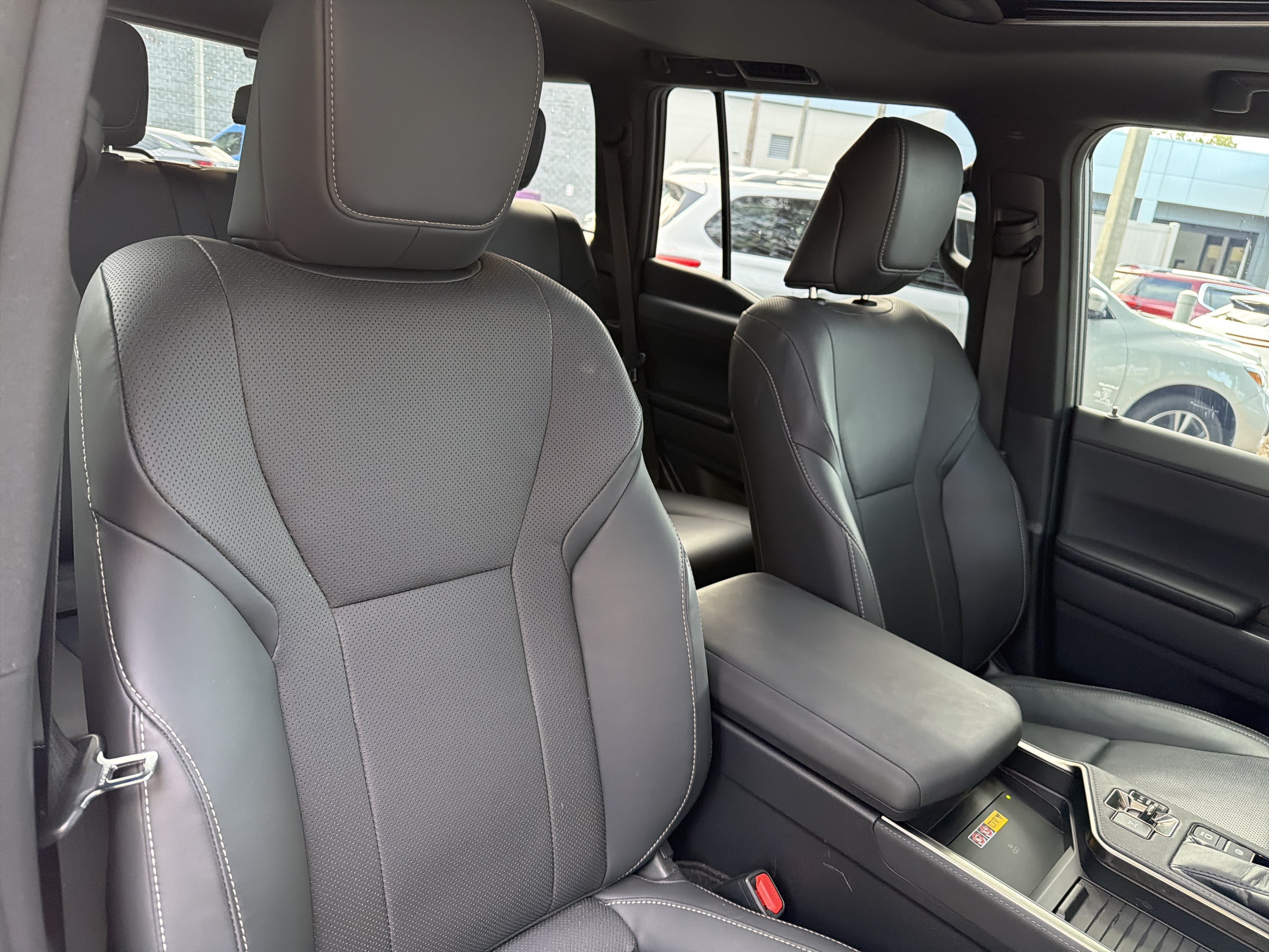 Certified 2024 Lexus GX 550 w/ Accessory Package (Z1) AWD/4WD image 45