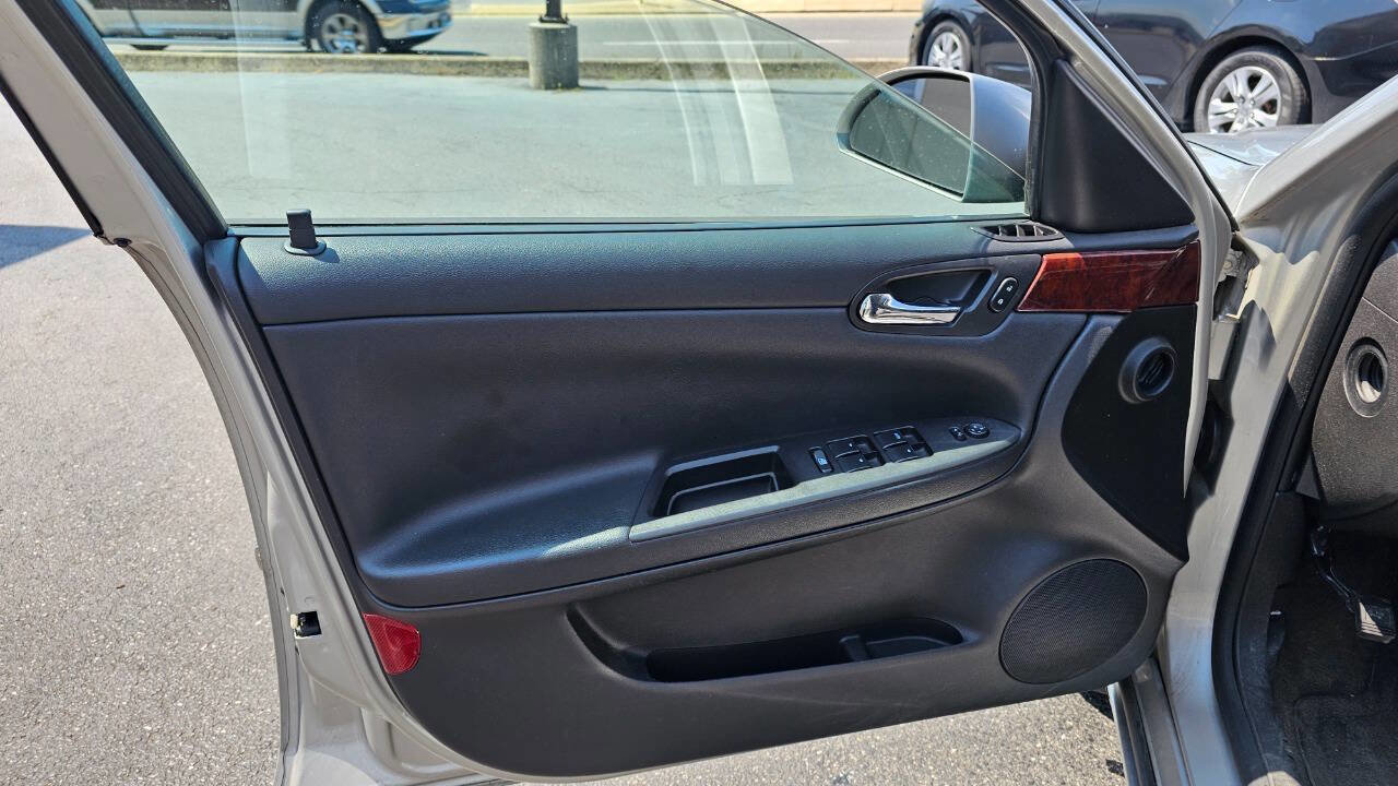 Used 2007 Chevrolet Impala LS image 11
