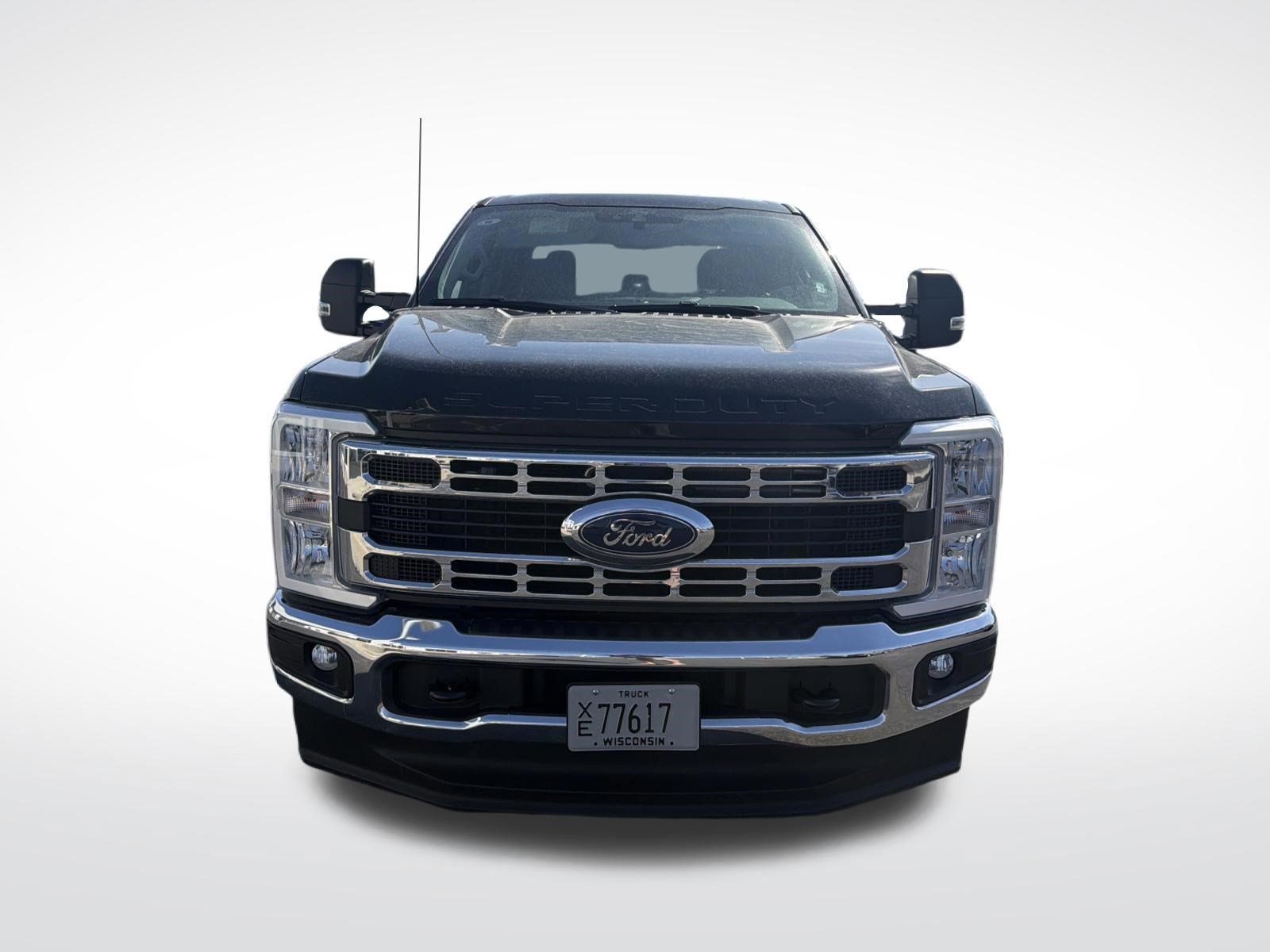 Certified 2025 Ford F250 XLT AWD/4WD image 4