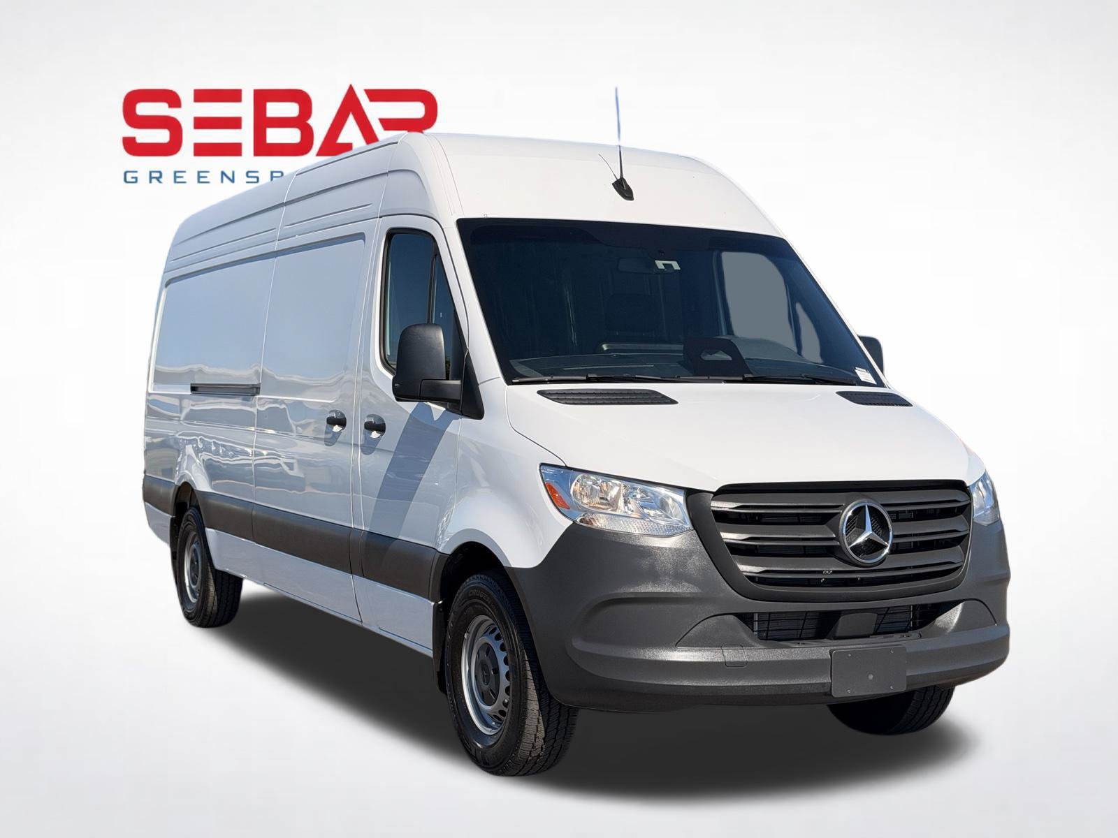 Used 2025 Mercedes-Benz Sprinter 2500 image 4