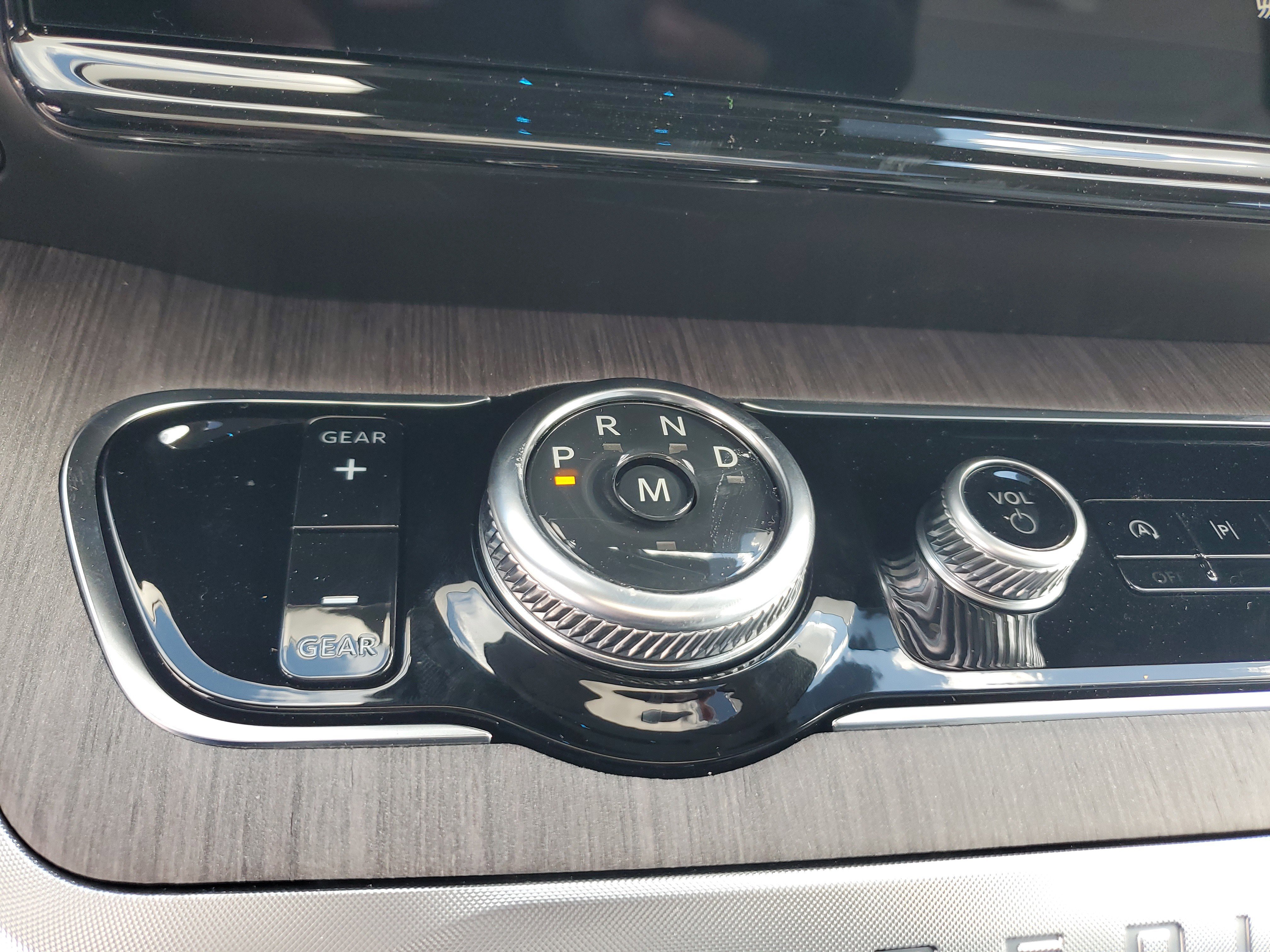 New 2026 Ford Expedition Platinum w/ Platinum Ultimate Package AWD/4WD image 17