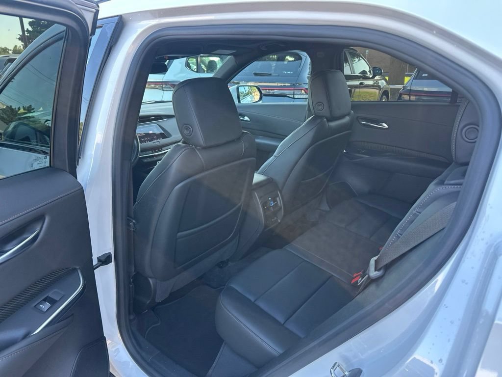 Used 2023 Cadillac XT4 Sport FWD image 15