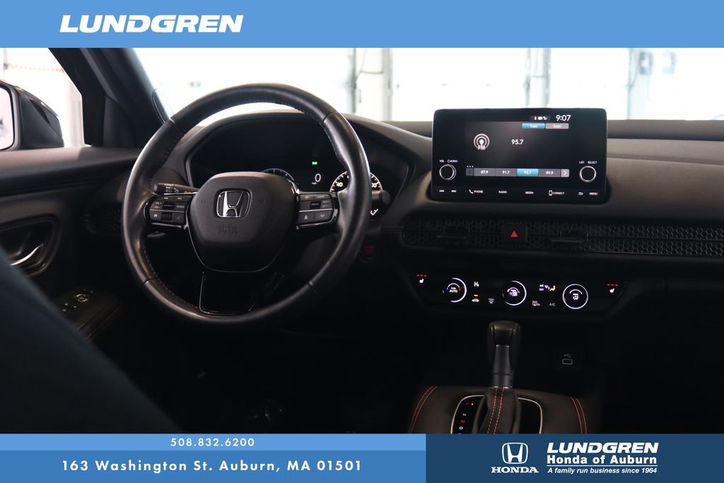 Used 2024 Honda HR-V Sport image 5