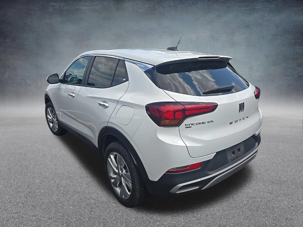Used 2025 Buick Encore GX Preferred AWD/4WD image 4
