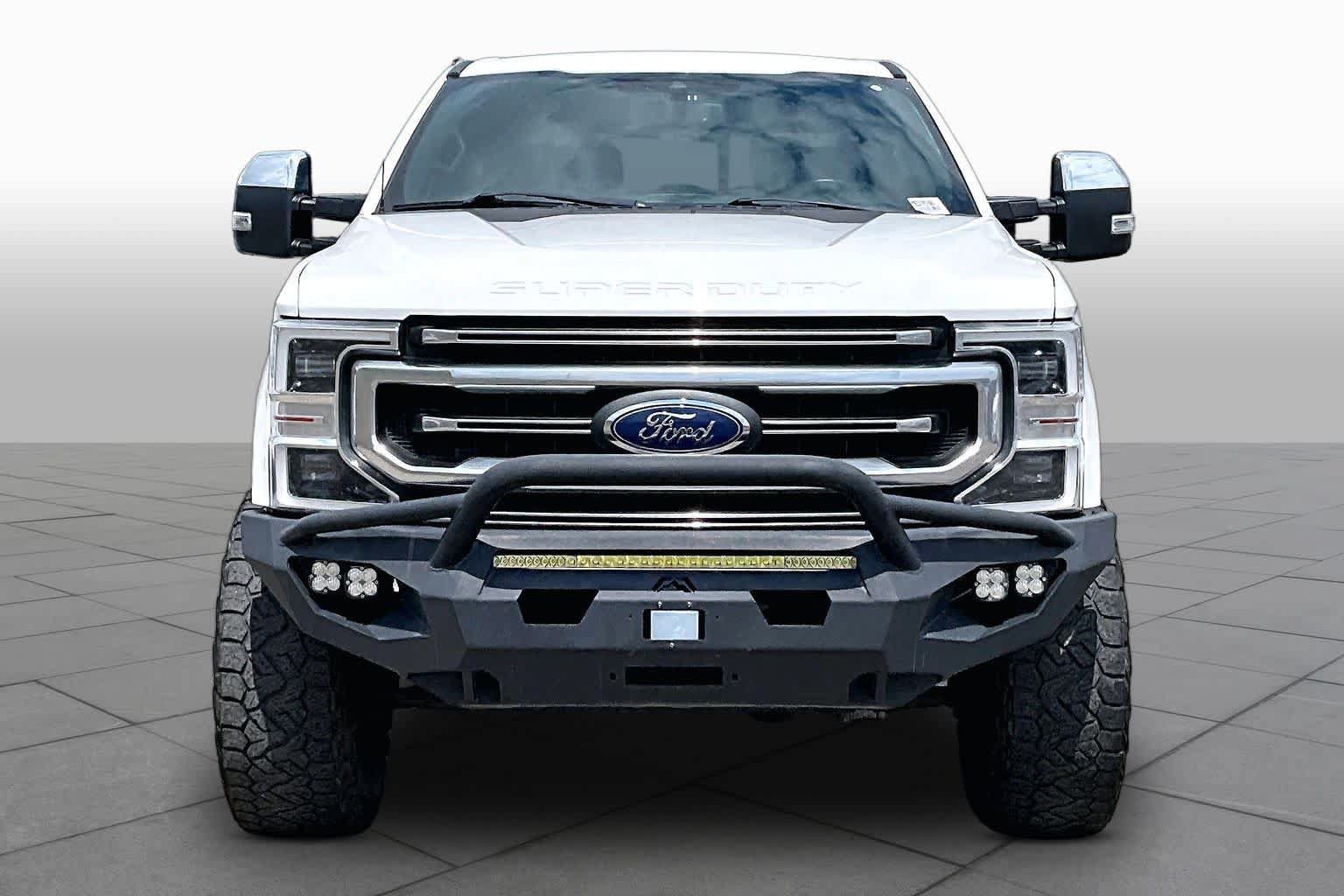 Used 2021 Ford F250 Platinum w/ FX4 Off-Road Package AWD/4WD image 4