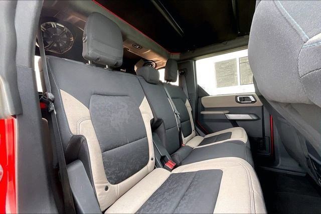 Used 2022 Ford Bronco Wildtrak image 32