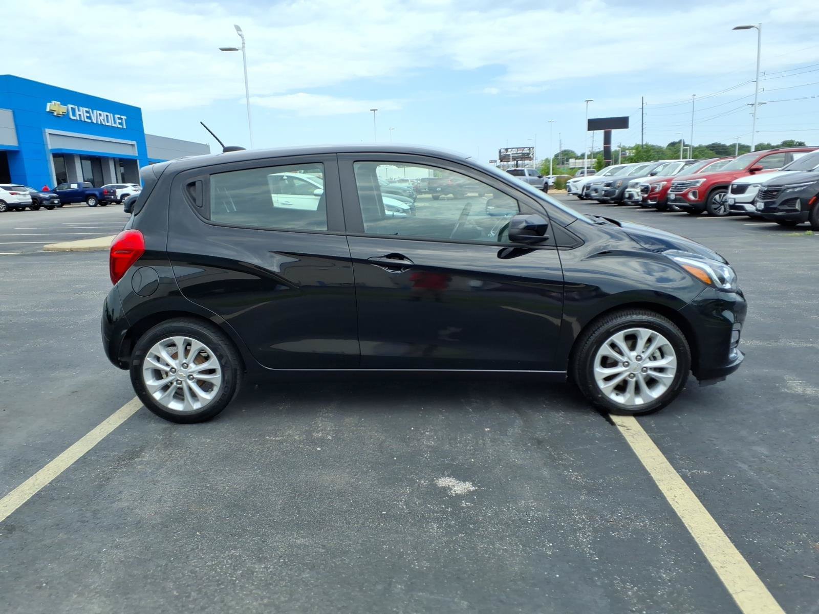 Used 2021 Chevrolet Spark LT FWD image 27
