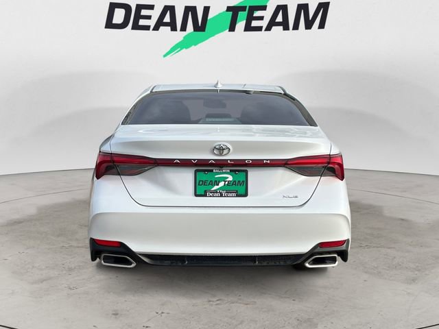 Used 2019 Toyota Avalon XLE image 6