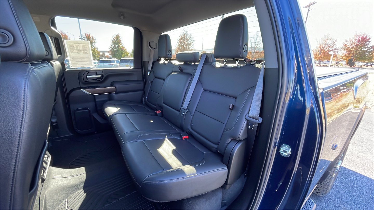 Used 2022 GMC Sierra 3500 SLT w/ Gooseneck/5TH Wheel Package AWD/4WD image 55
