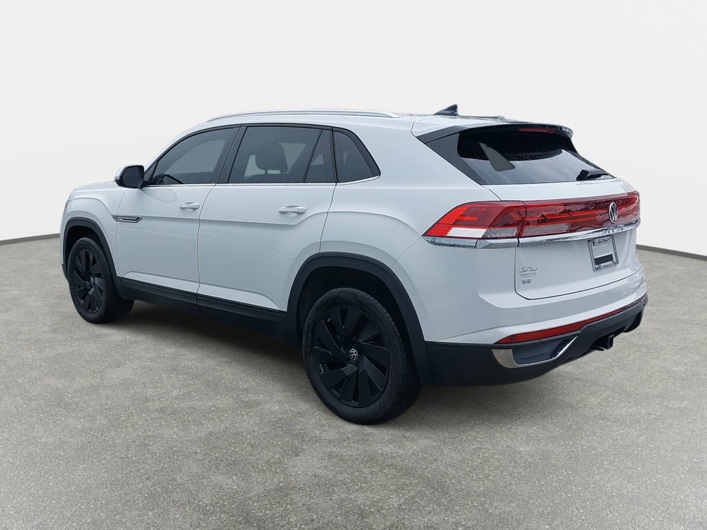 Used 2025 Volkswagen Atlas Cross Sport SE image 7