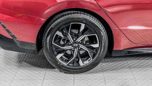 Used 2025 Hyundai Sonata SEL FWD image 36