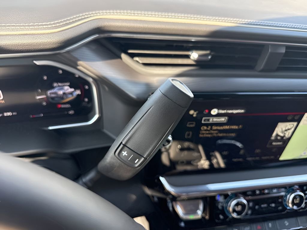 New 2026 GMC Sierra 2500 Denali Ultimate AWD/4WD image 18