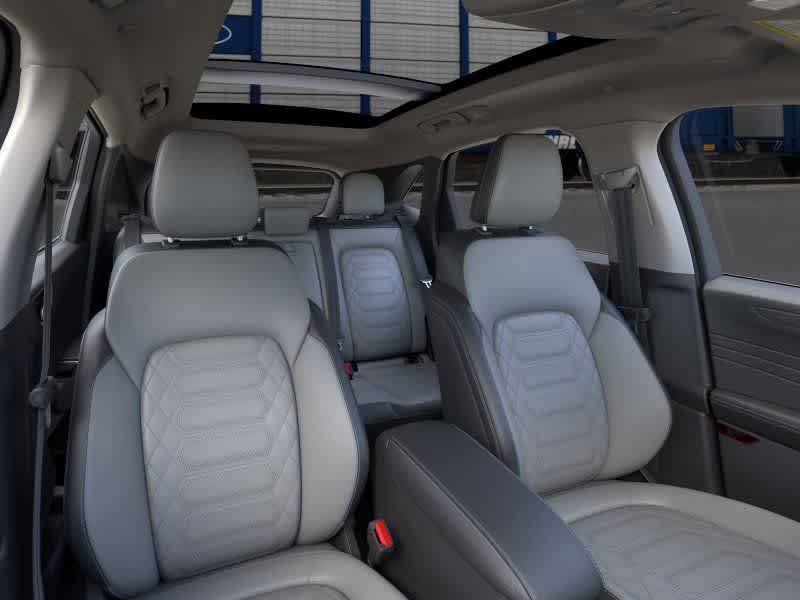 New 2024 Ford Escape SE w/ PHEV Premium Package FWD image 5