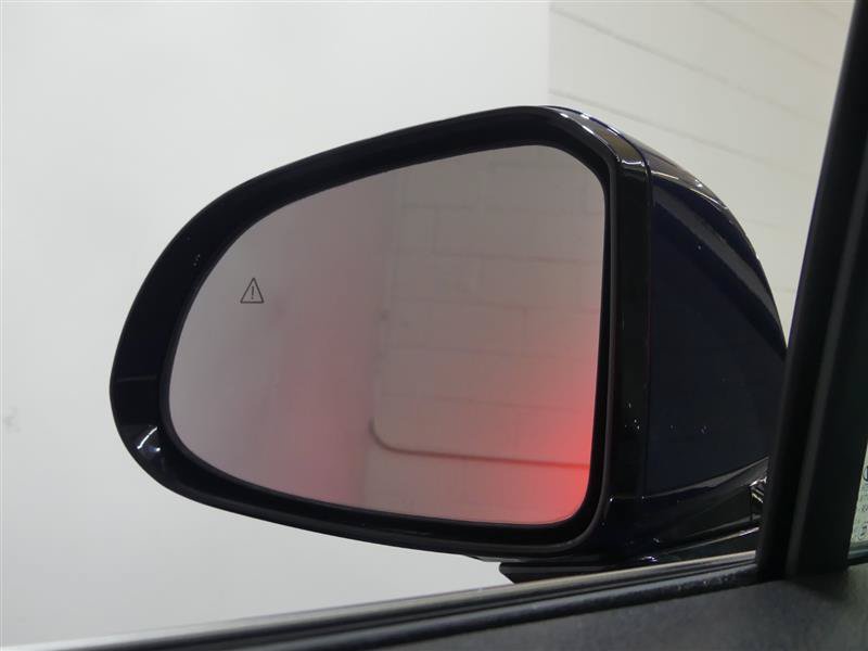 Used 2023 Hyundai Santa Fe SEL w/ Premium Package FWD image 14