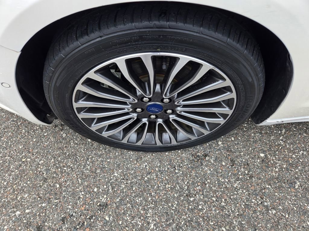 Used 2018 Ford Fusion Energi Platinum image 15