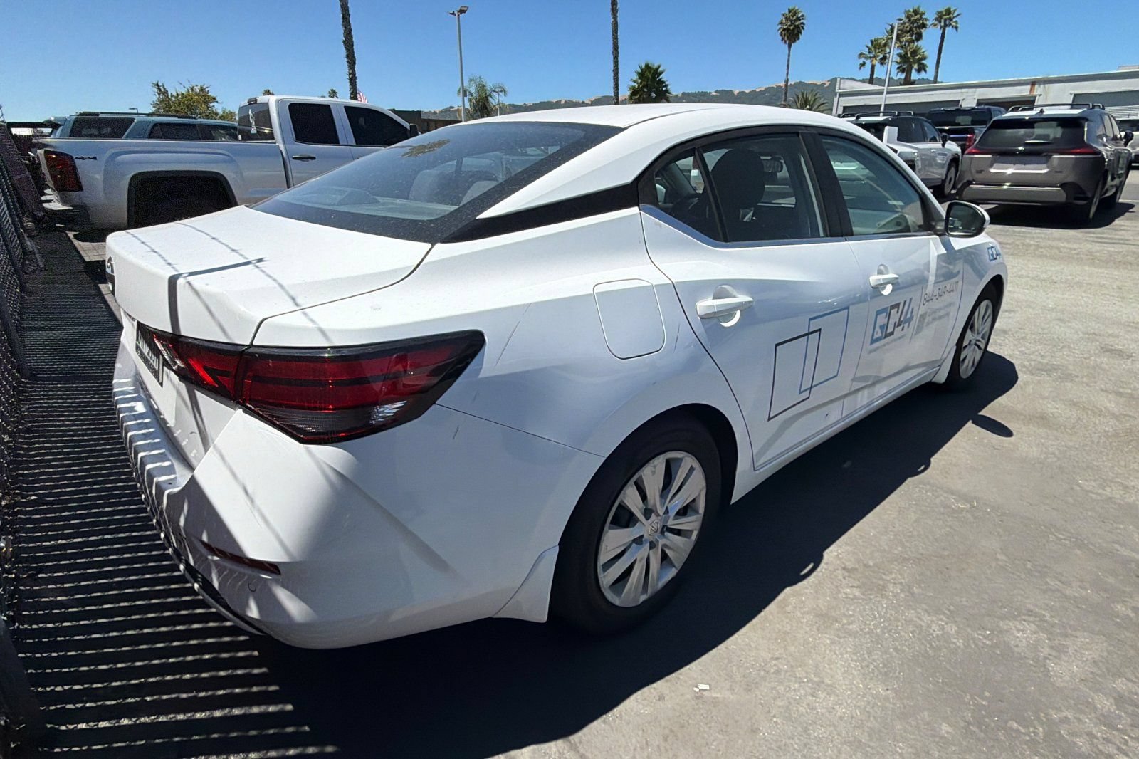Used 2023 Nissan Sentra S FWD image 5
