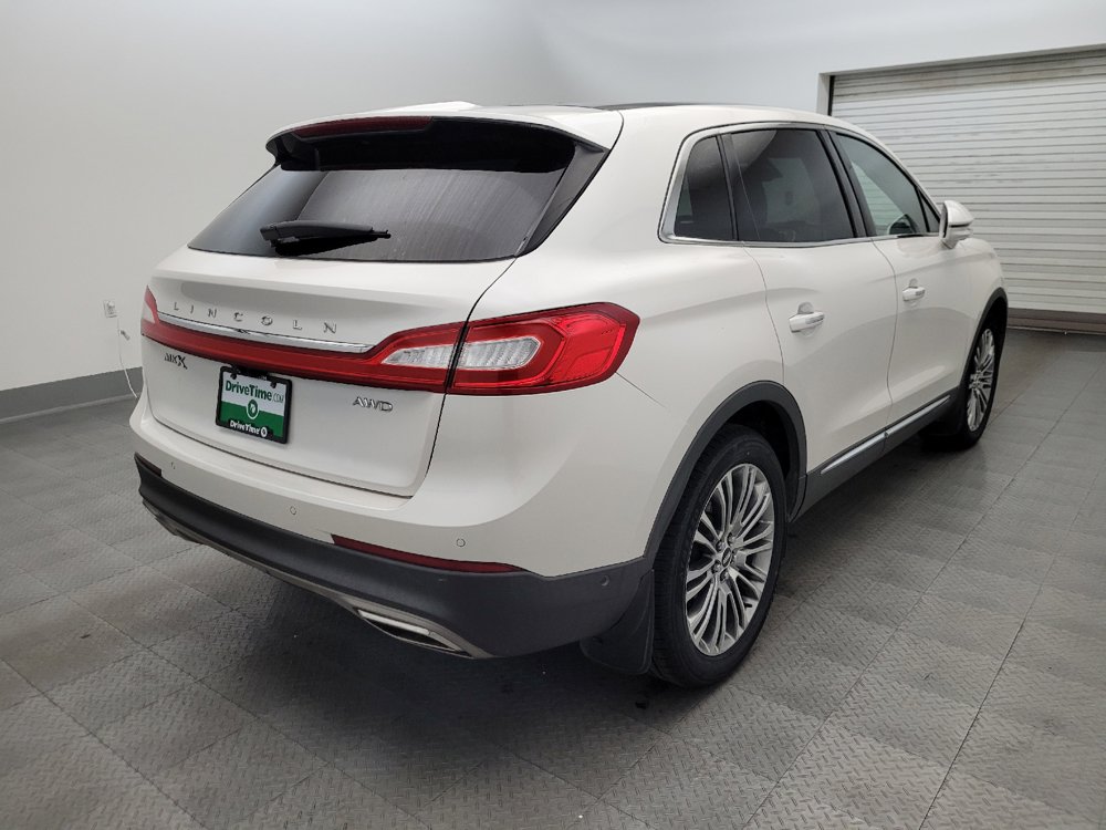 Used 2016 Lincoln MKX Reserve w/ Technology Package AWD/4WD image 9