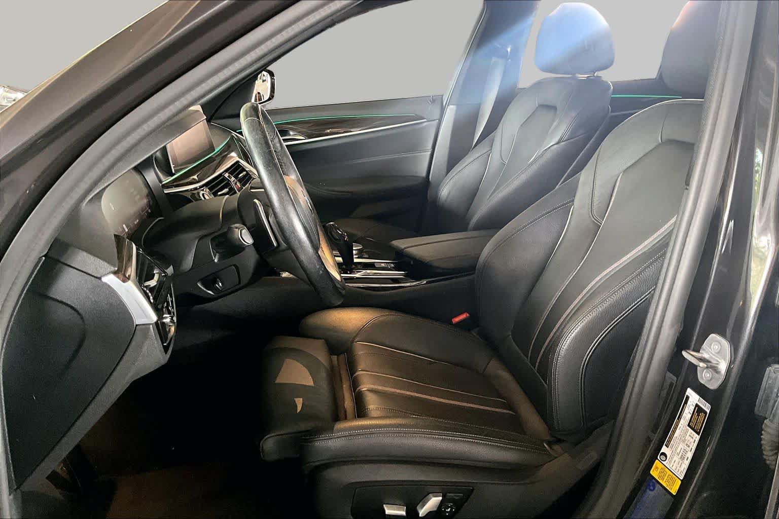Used 2020 BMW 540i w/ Convenience Package RWD image 7