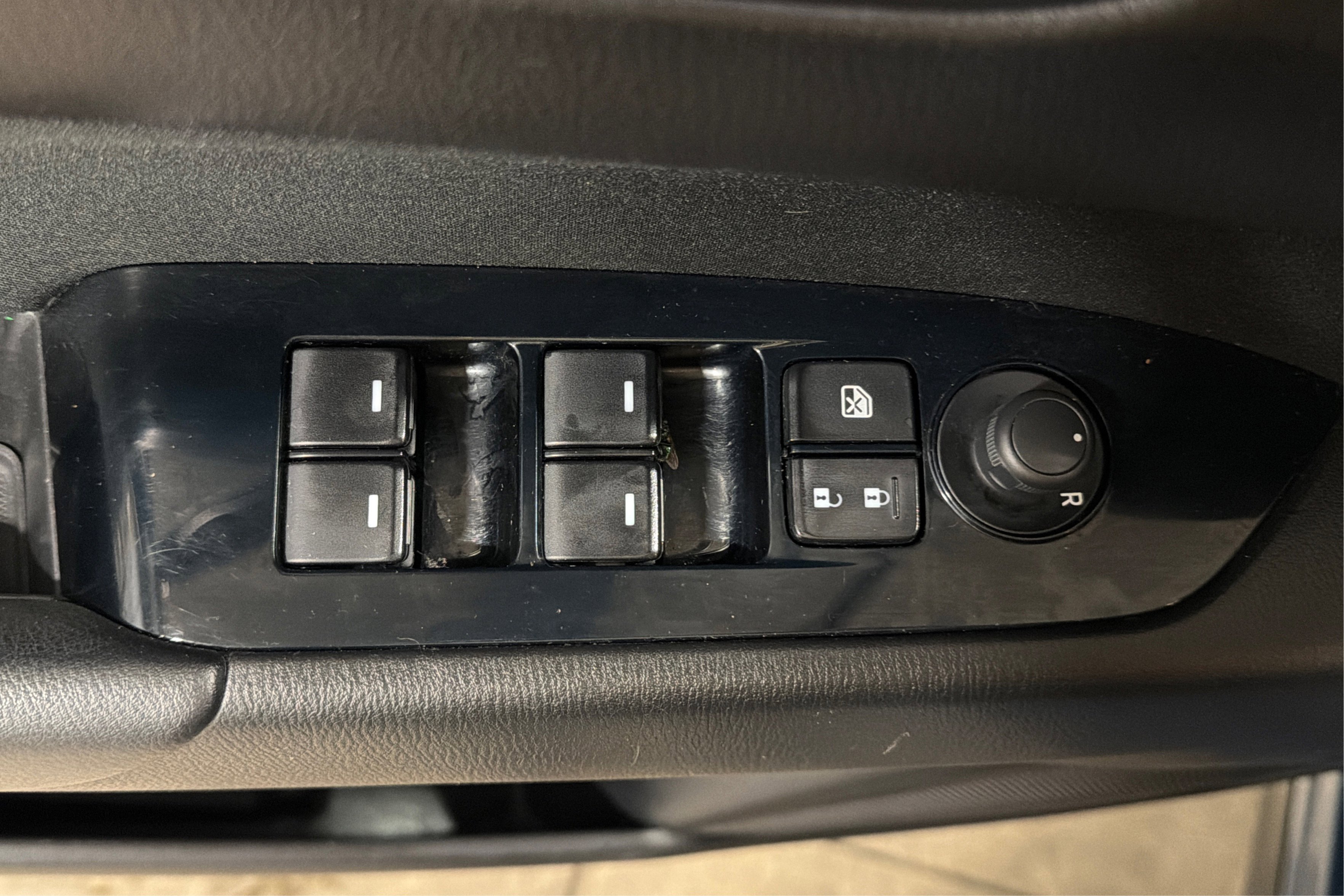 Used 2018 MAZDA CX-5 Sport AWD/4WD image 16