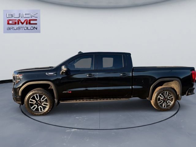 Used 2024 GMC Sierra 1500 AT4 w/ Technology Package AWD/4WD image 4