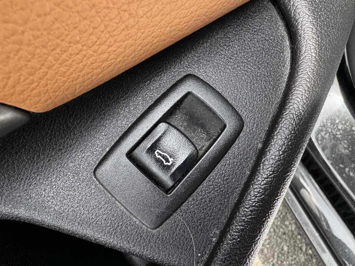 Used 2019 BMW 530i xDrive w/ Luxury Package AWD/4WD image 29