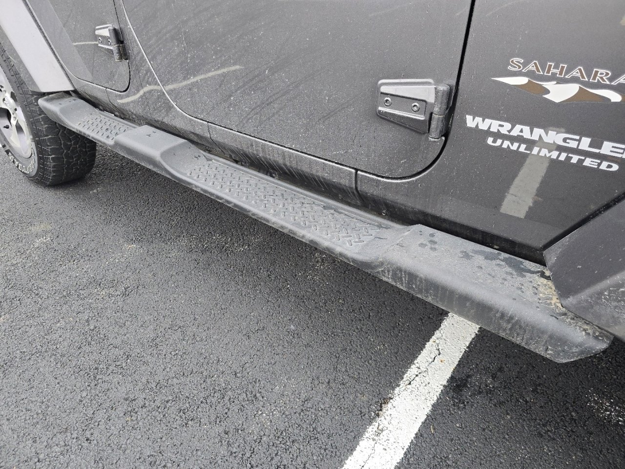 Used 2016 Jeep Wrangler Unlimited Sahara w/ Dual Top Group image 12