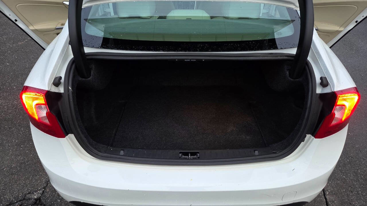 Used 2012 Volvo S60 T5 image 35