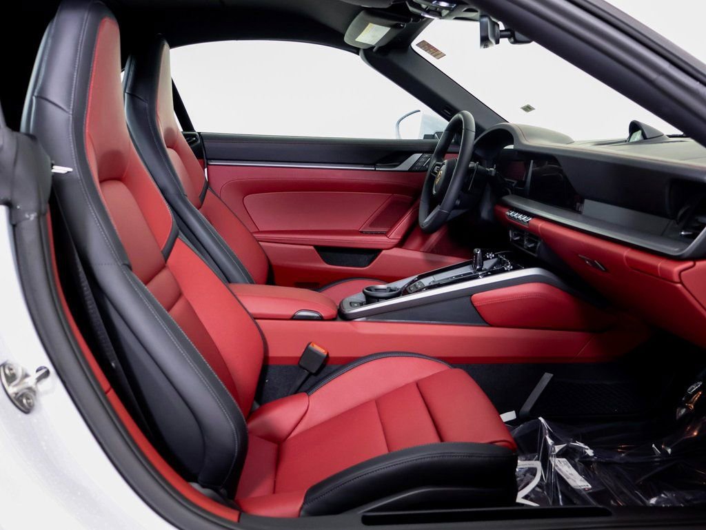 New 2026 Porsche 911 Carrera image 7