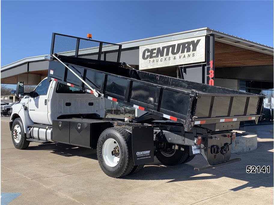 Used 2022 Ford F750 2WD Regular Cab Super Duty image 9