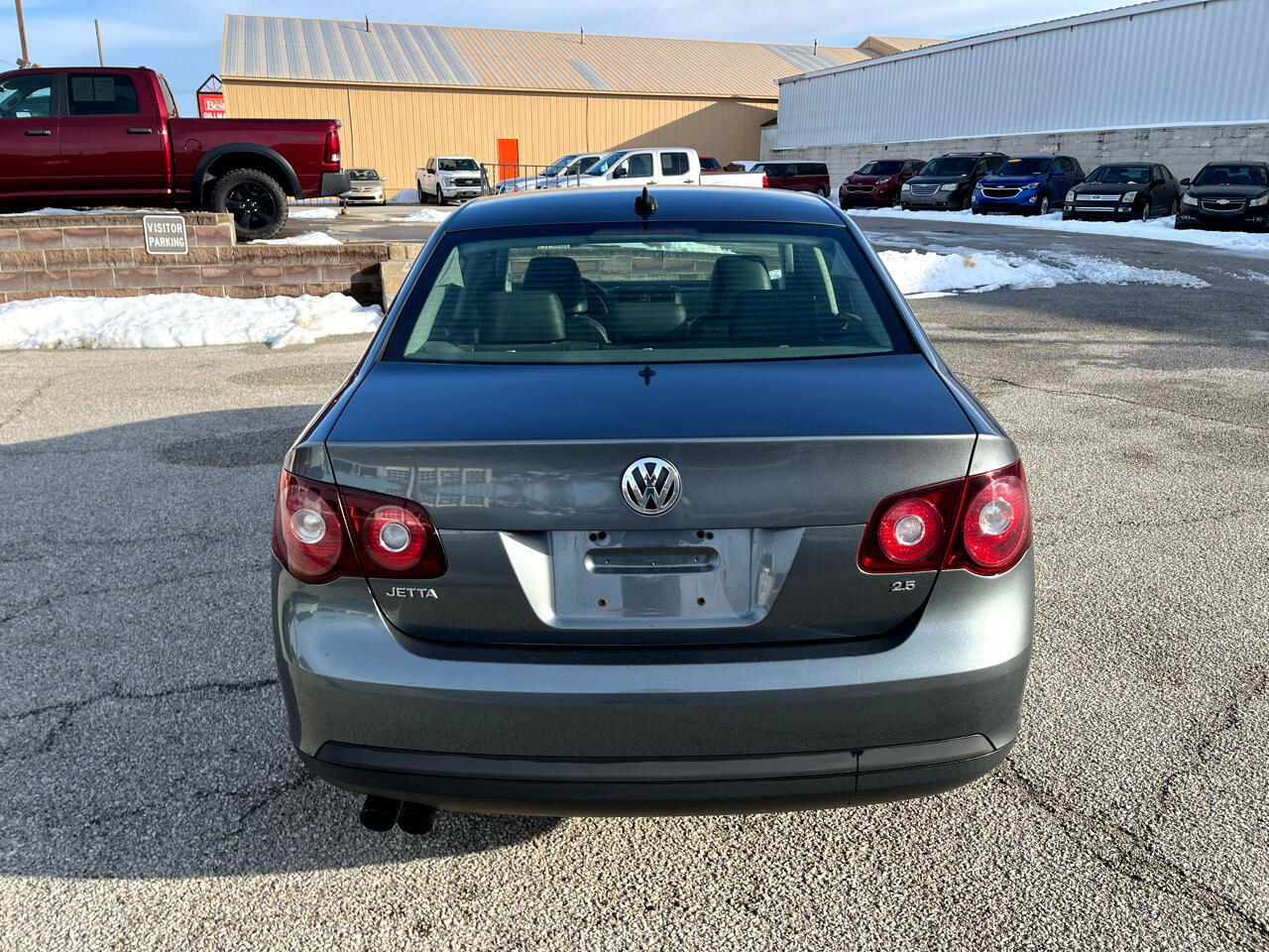 Used 2009 Volkswagen Jetta SE image 4