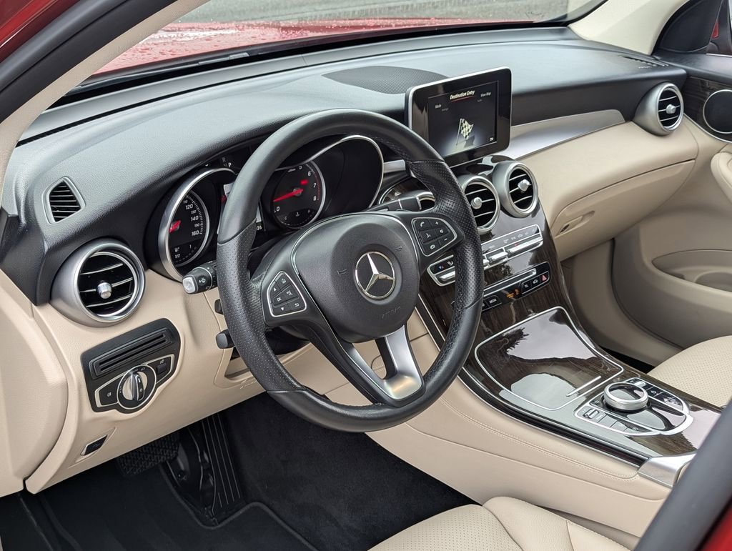 Used 2018 Mercedes-Benz GLC 300 4MATIC image 12