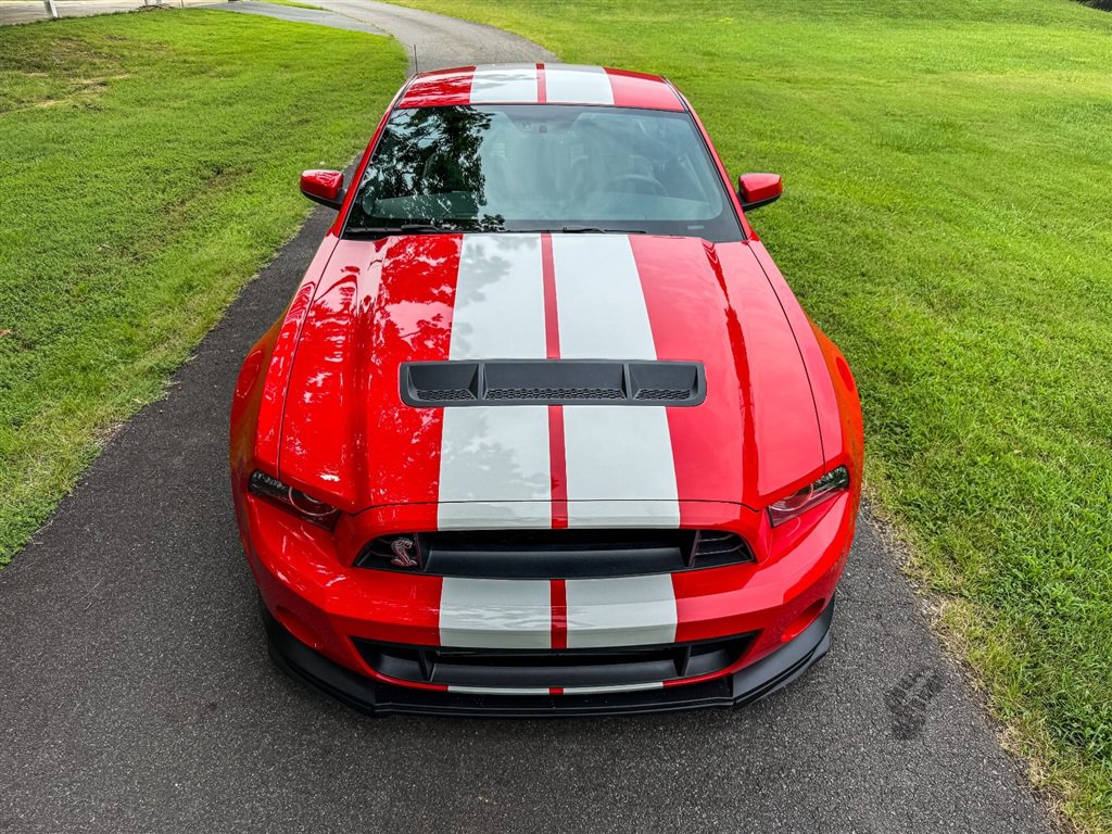 Used 2014 Ford Mustang Shelby GT500 w/ Equipment Group 821A RWD image 9