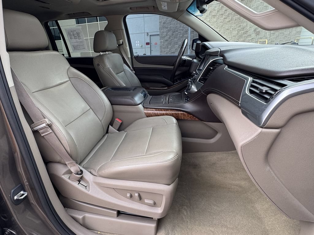 Used 2016 Chevrolet Suburban LTZ AWD/4WD image 39