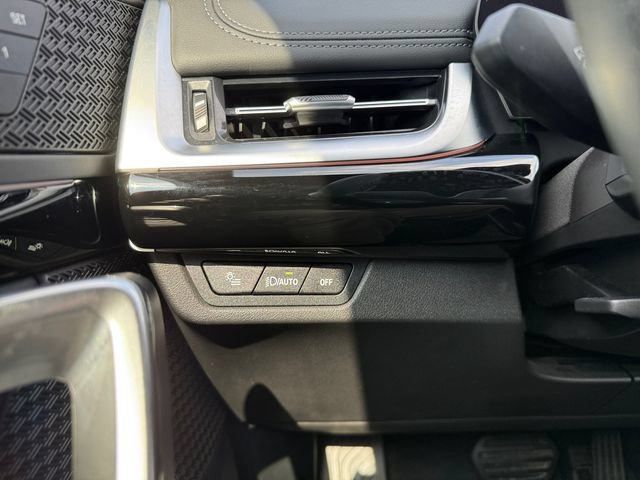 Used 2023 BMW X1 xDrive28i w/ Convenience Package AWD/4WD image 40