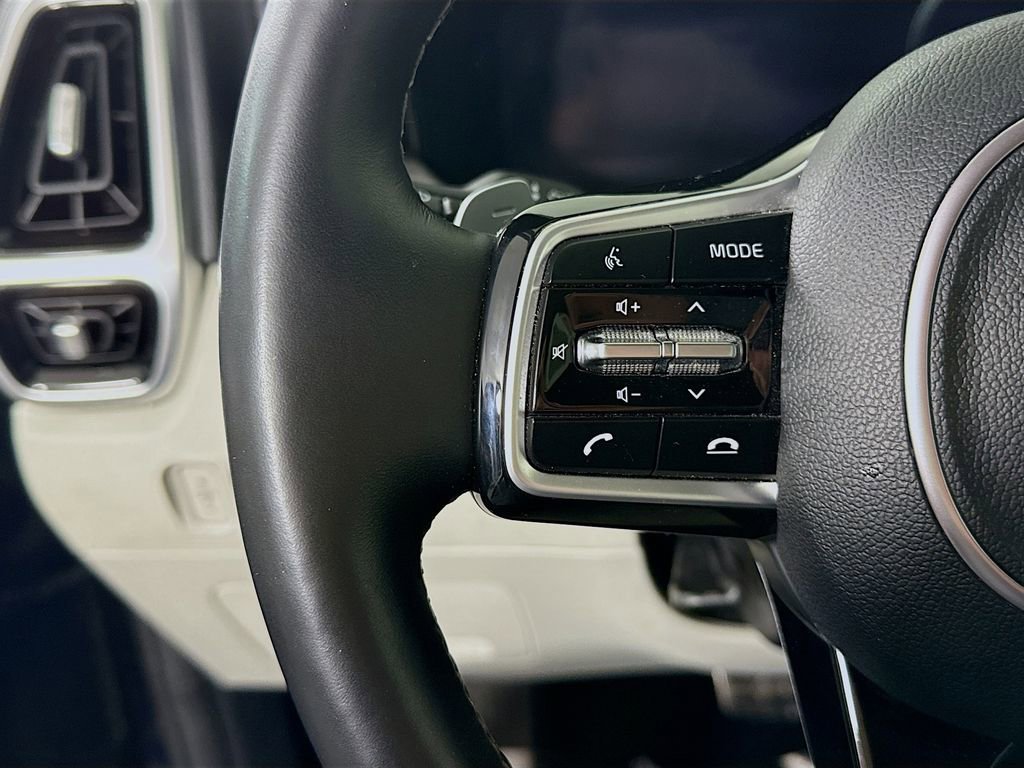 Used 2022 Kia Sorento SX Prestige image 22